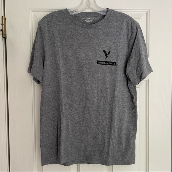 4 American Eagle shirt bundle - Picture 9 of 12